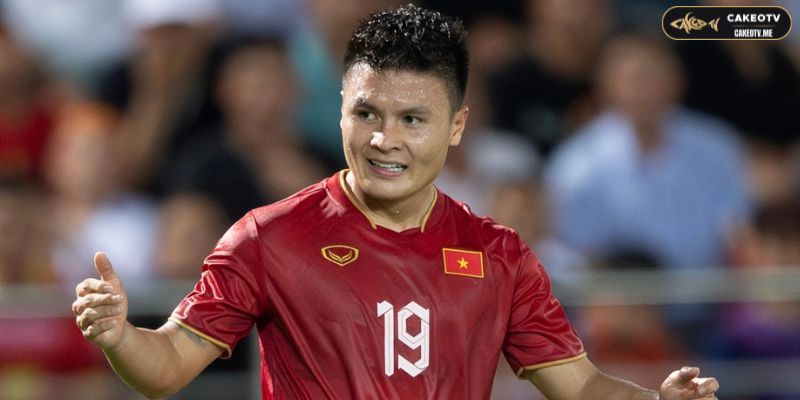 Nguyễn Quang Hải nổi lên trong màu áo của Ha Noi FC