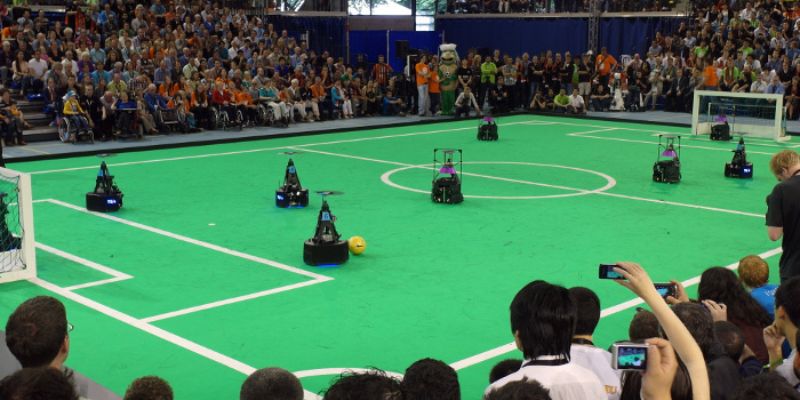 Các "cầu thủ" robot được trang bị nhiều công nghệ hiện đại để có thể thi đấu