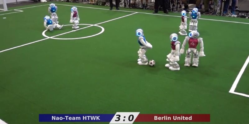 Bóng đá Robot không chỉ hấp dẫn các tín đồ công nghệ mà còn cả với các fan thể thao